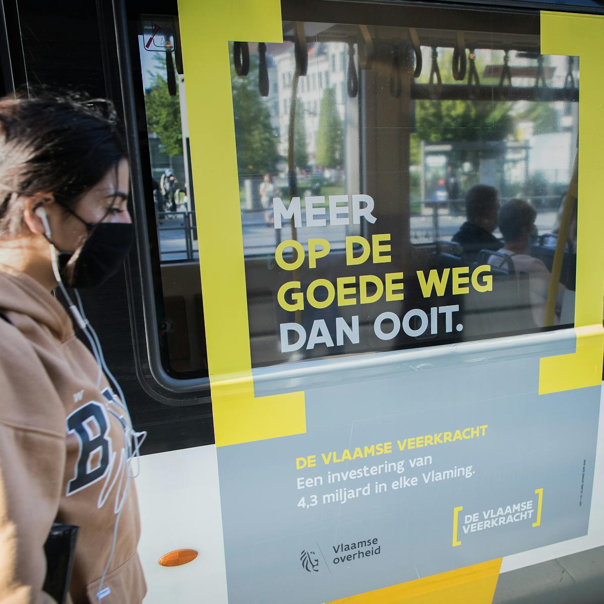 Bus Window side Veerkracht 11