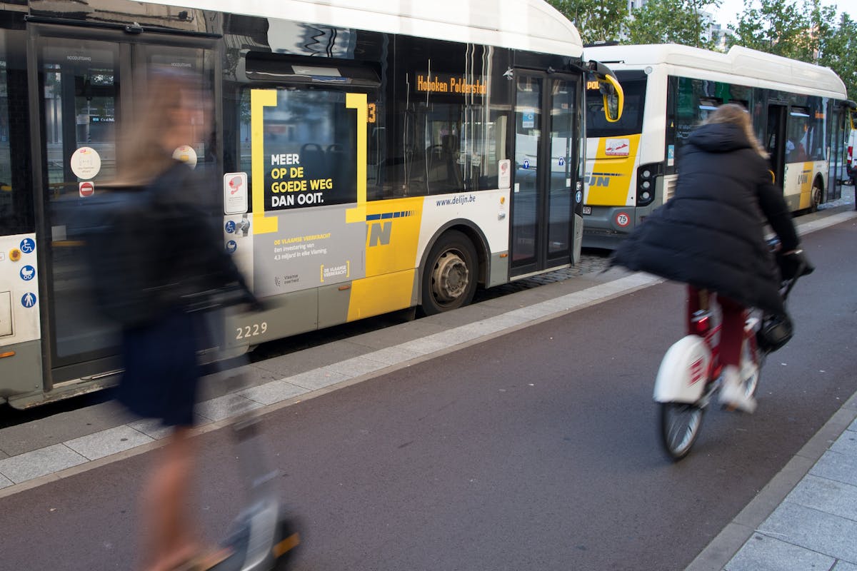 Bus Window side Veerkracht 2