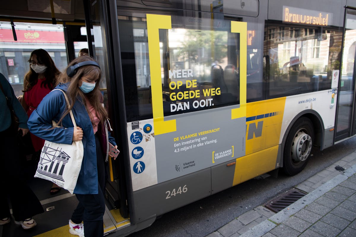 Bus Window side Veerkracht 31