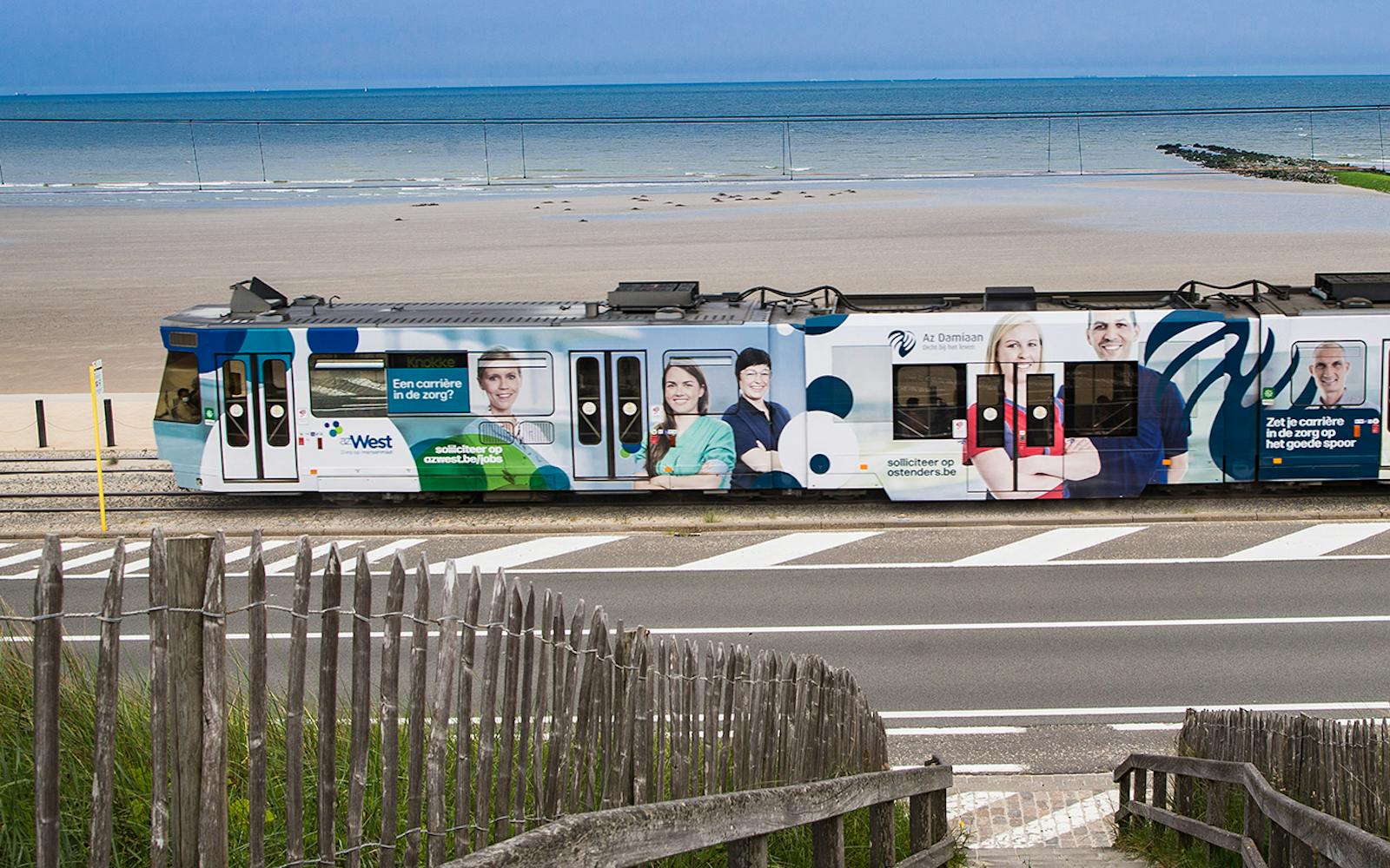 Kusttram Full wrap AZ zeno