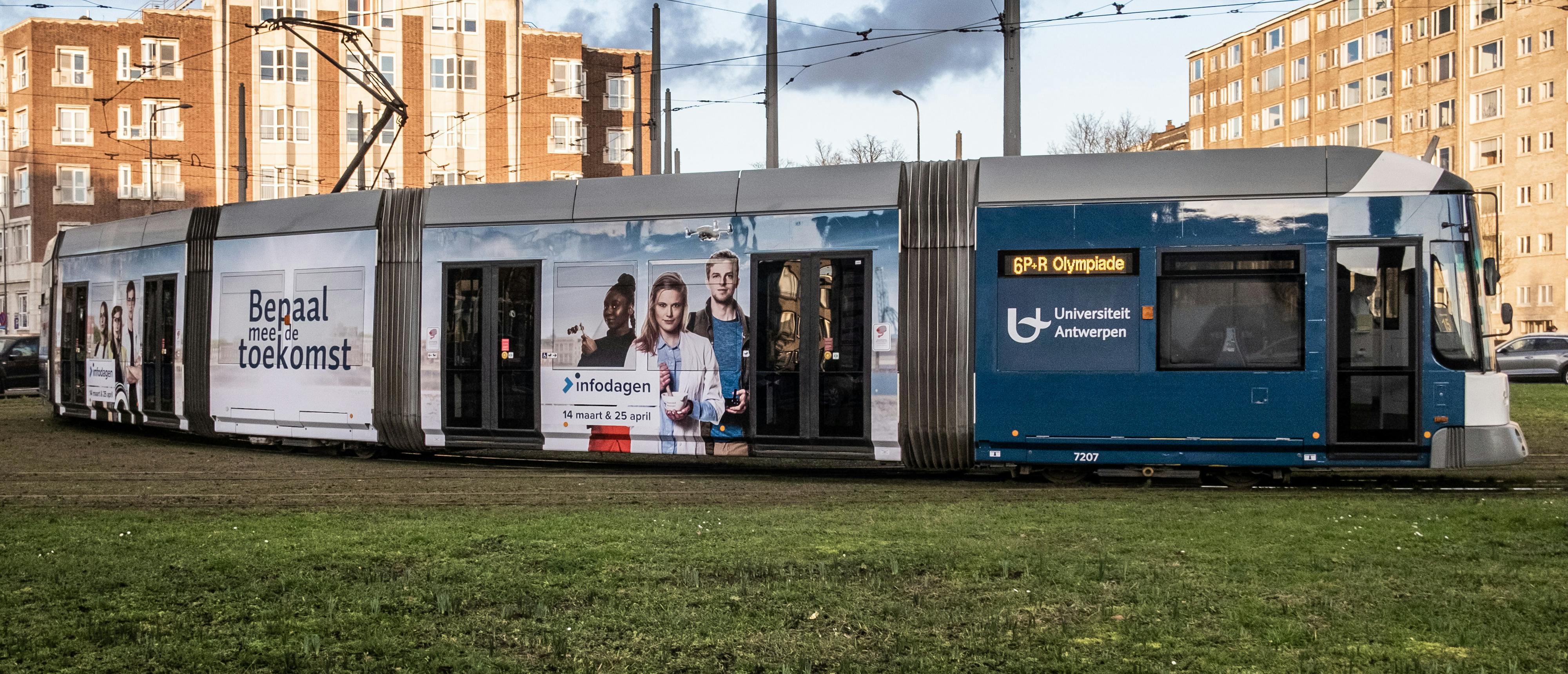 Tram Full wrap U Antwerpen - cover