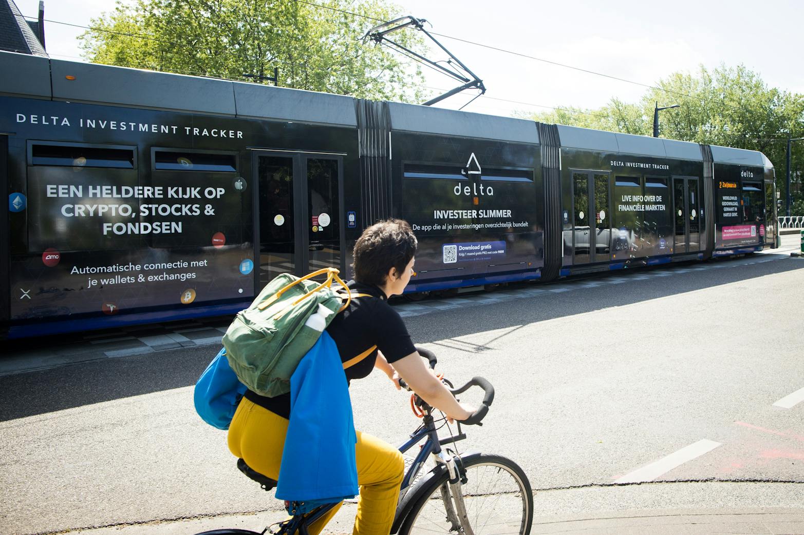 Delta full wrap tram 35