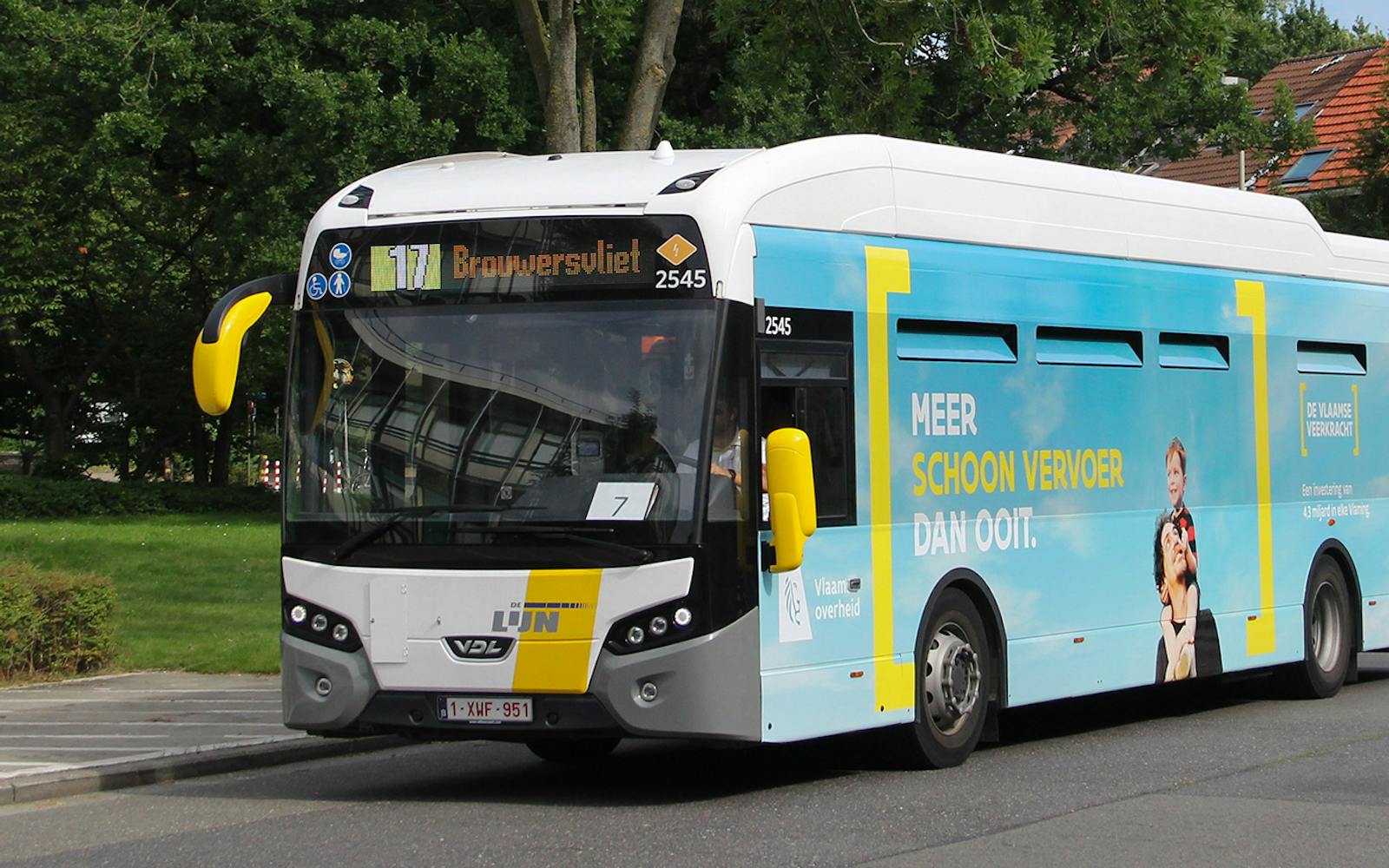 Bus Full wrap Vlaamse Veerkracht