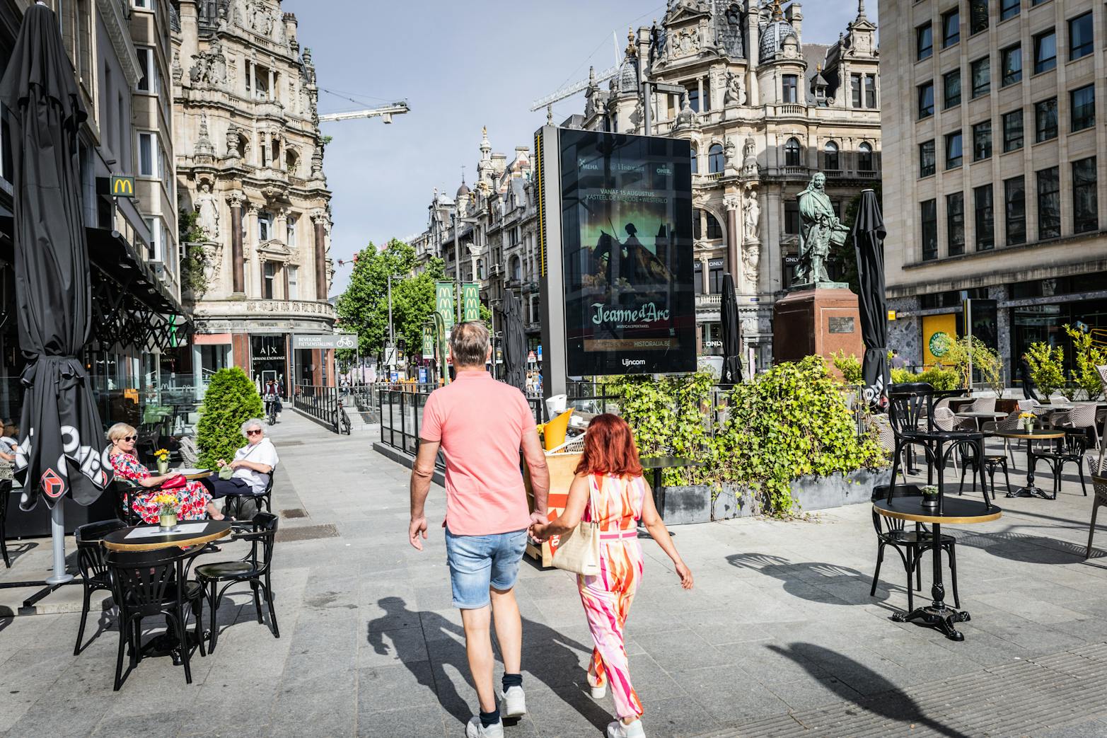 Jeannedarc dooh Antwerpen