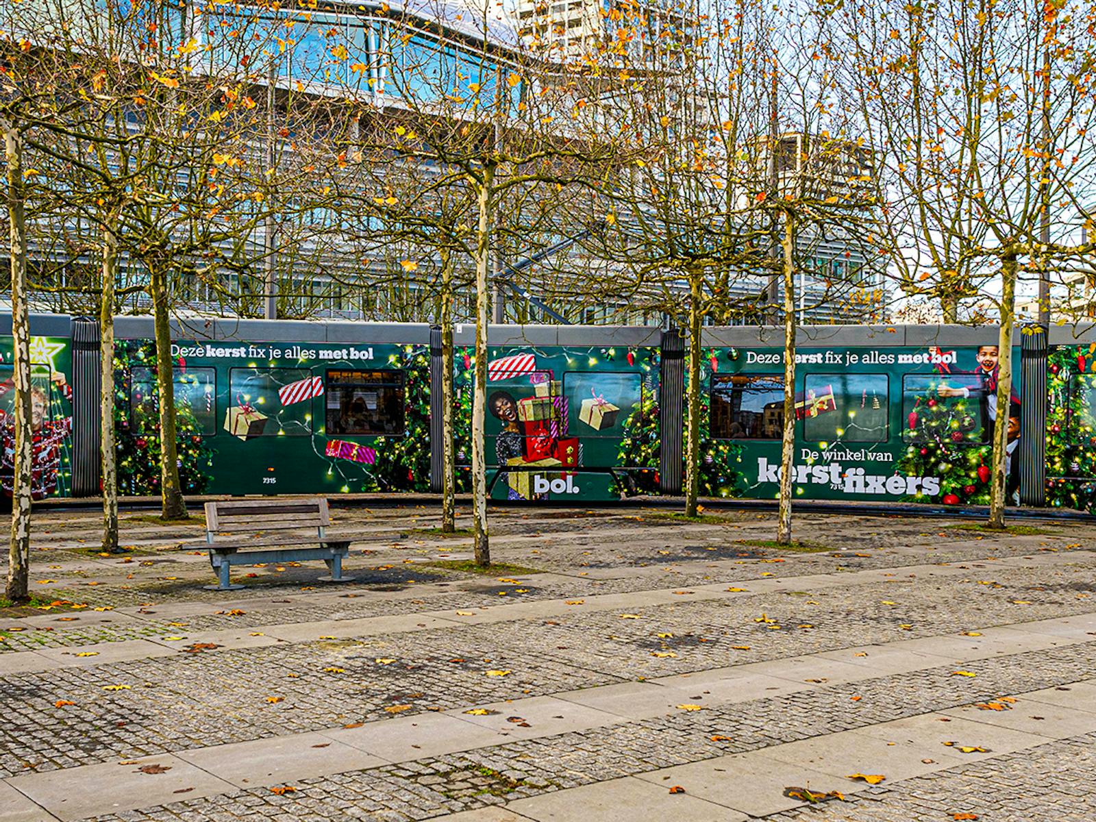 Bol kersttram header 1